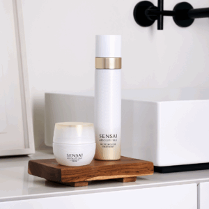 Sensai - Absolute Silk Illuminative Cream - immagine 4