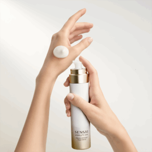 Sensai - Absolute Silk Micro Mousse Treatment - immagine 3