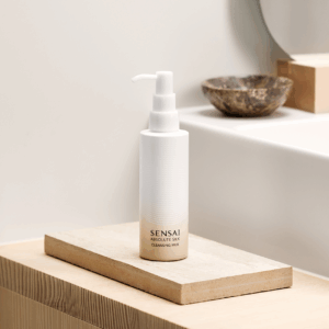 Sensai - Absolute Silk Cleansing Milk - immagine 3