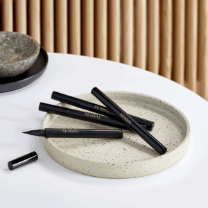 Sensai -  Designing Liquid Eyeliner - immagine 2