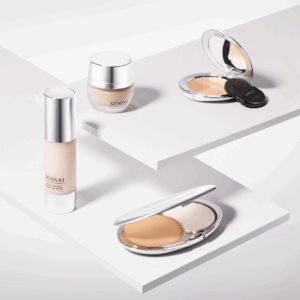 Sensai -  Cream Foundation SPF 15 - immagine 4