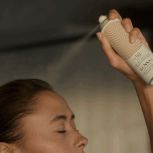 Sensai - Cooling Protective Suncare Spray SPF 50+ - immagine 3
